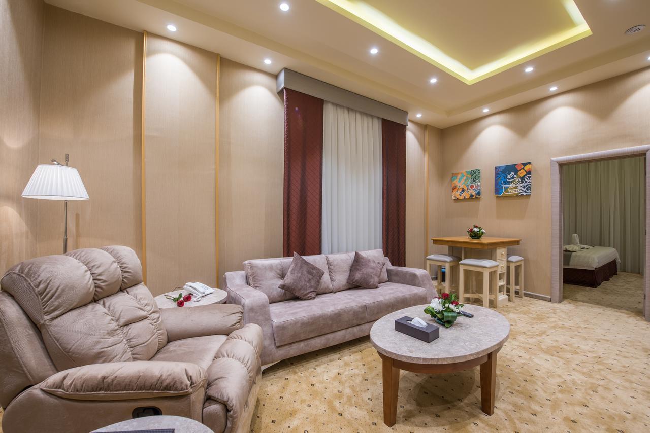 N Platinum Hotel Медина Экстерьер фото